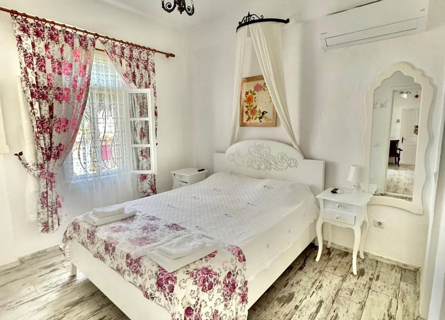 **  Aisem By Hire Hotel Alacati Turkey