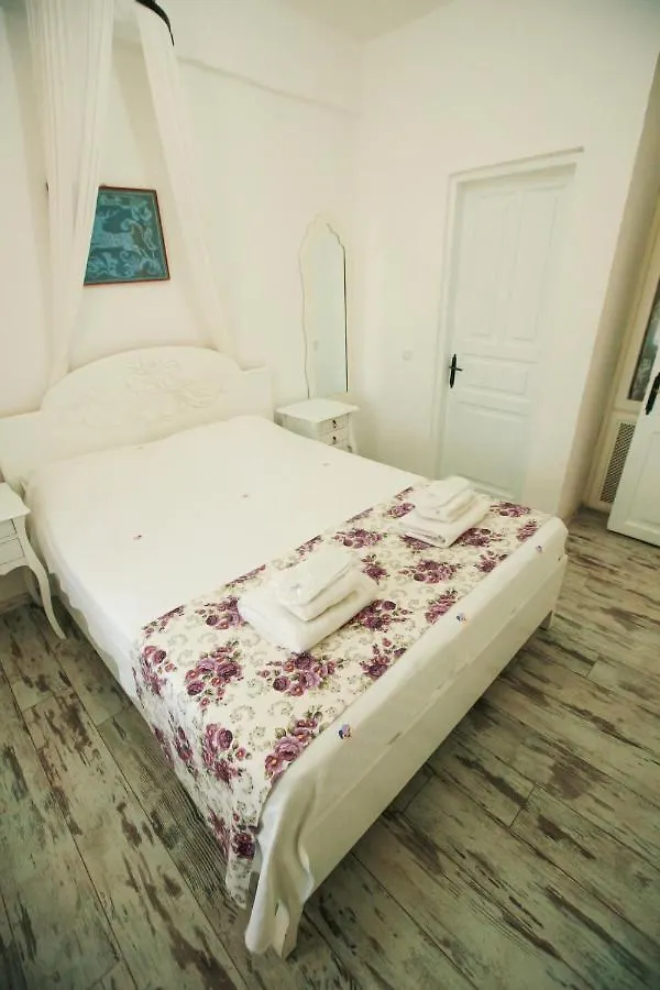 Aisem By Hire Hotel Alacati