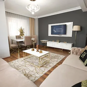 Golden Homes Apartahotel