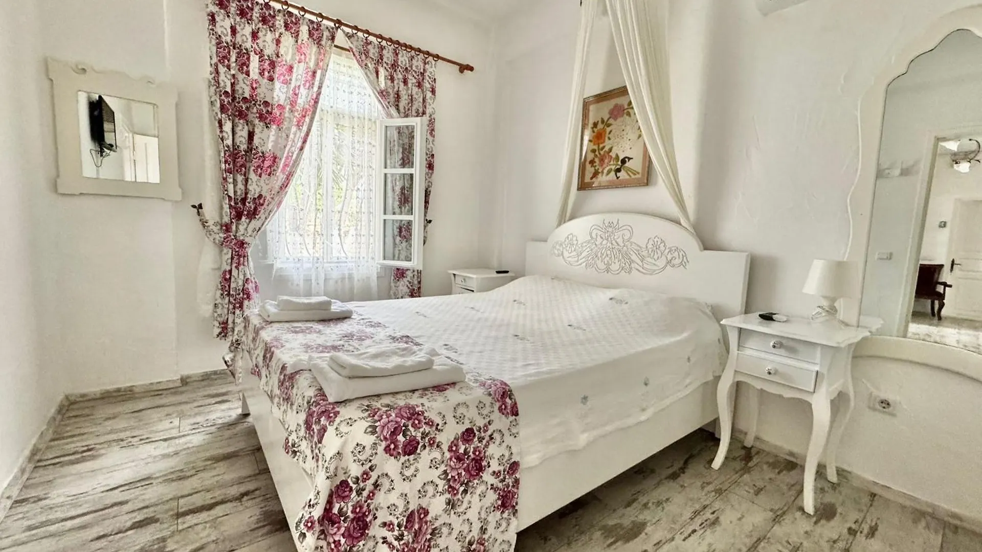 Hotel Aisem By Hire Alaçatı 2*,  Turquía